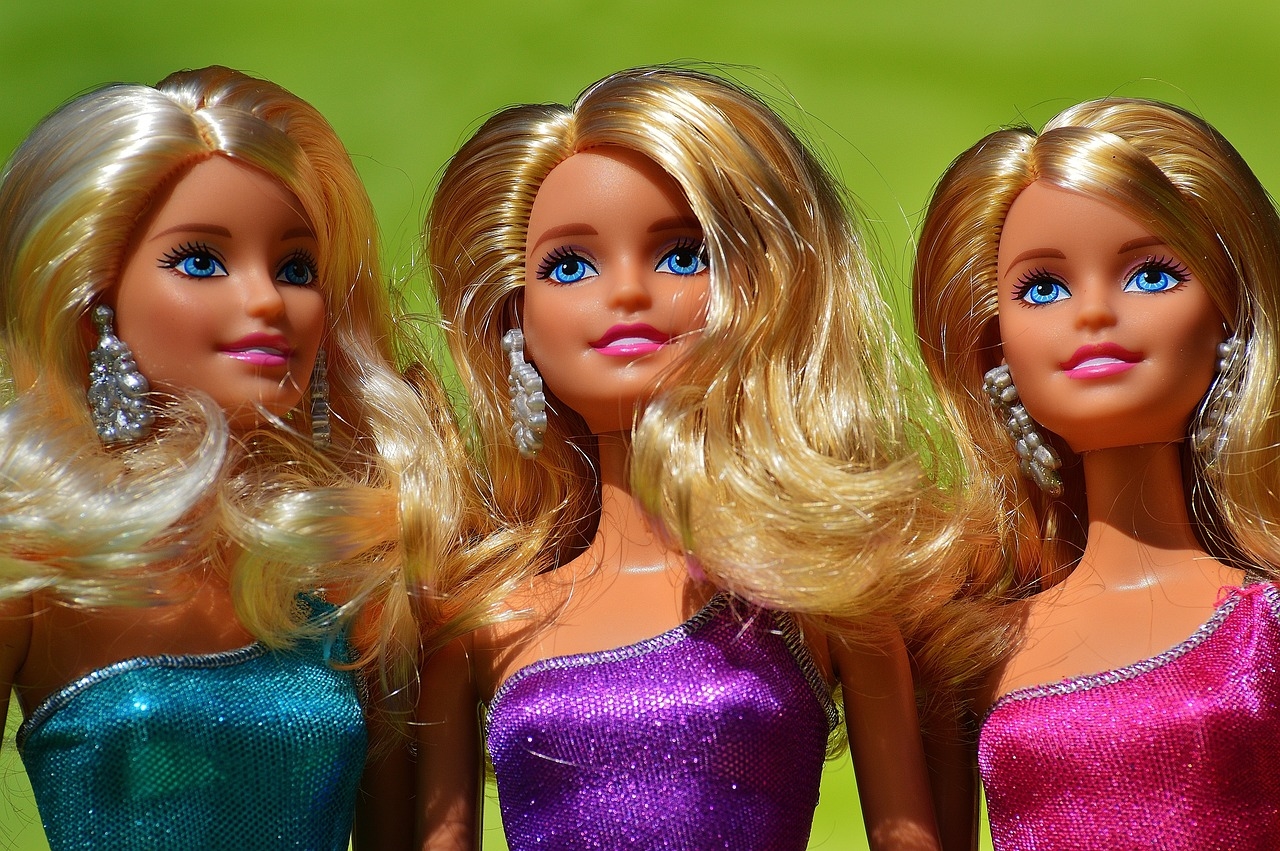 jak zrobić szafę dla lalki barbie