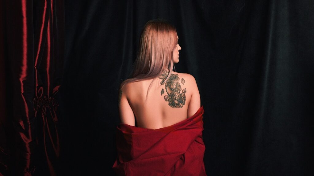 tatuaż schody znaczenie